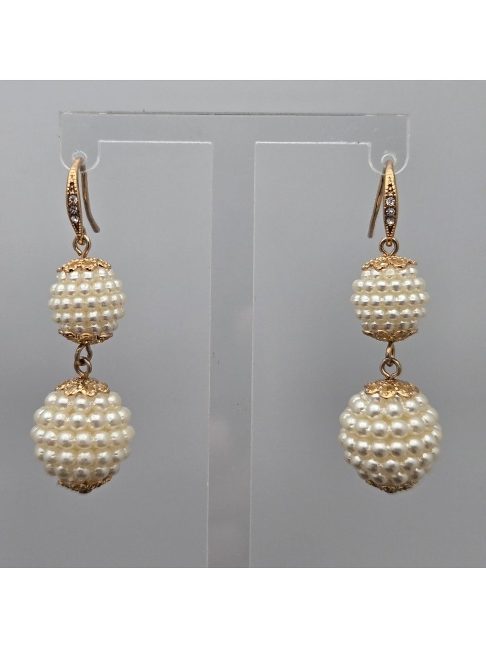 ✨2/$10✨ Gold & White Beaded Faux Pearl Drop Earrings